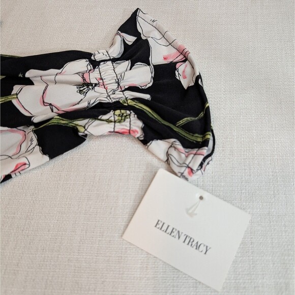 Ellen Tracy Women's Size SMALL Floral Blouse Ruffled Long Sleeve Elegant Top NEW - Picture 11 of 15